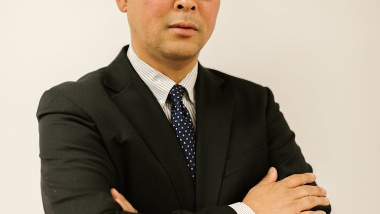 未経験から1年で月収100万円を超えた人の共通点｜受講生100名超データから抽出